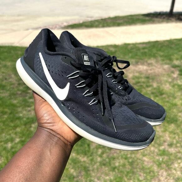 Nike Flex 2017 RN Women’s Athletic Shoes Size 10 Black - Picture 13 of 15